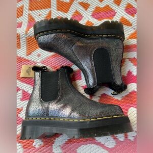 Dr. Martens fur-lined Quad Glitter Chelsea boots, women’s size 9
